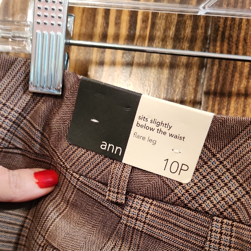 LOFT Petite Brown Plaid Pants - Picture 4 of 8